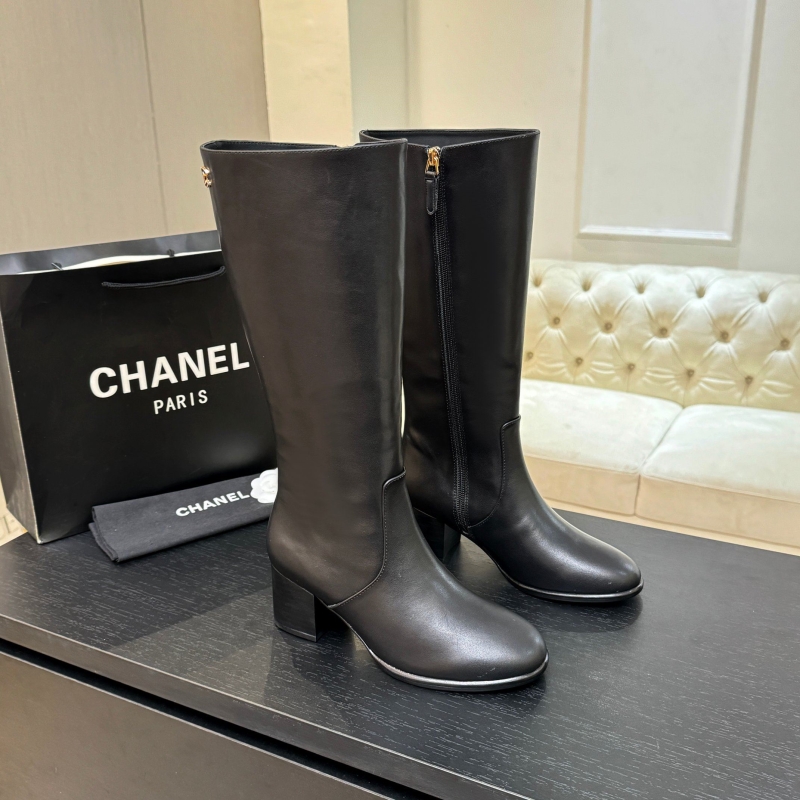 Ch**el boots